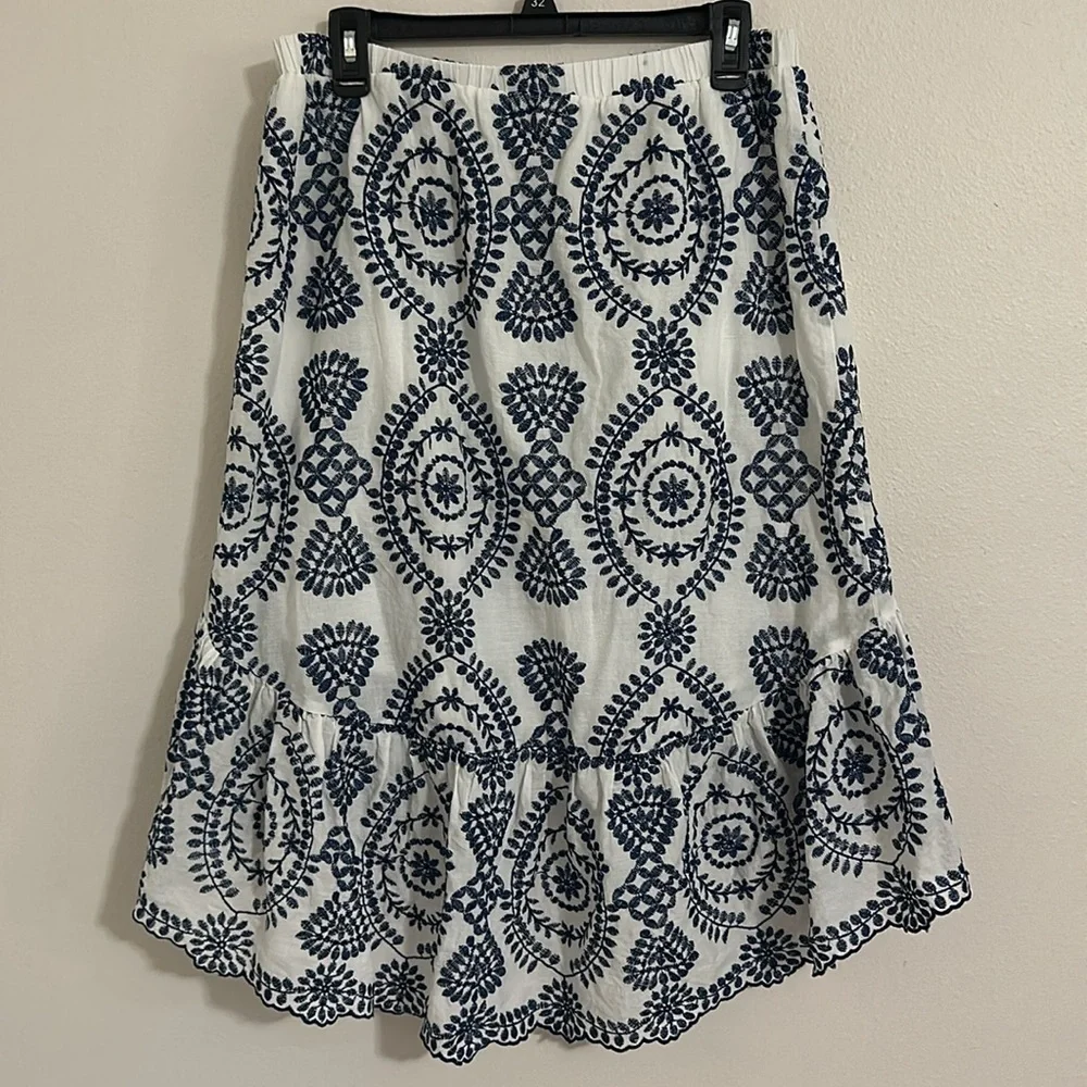 Adiva white with blue embroidered tiered hi low skirt